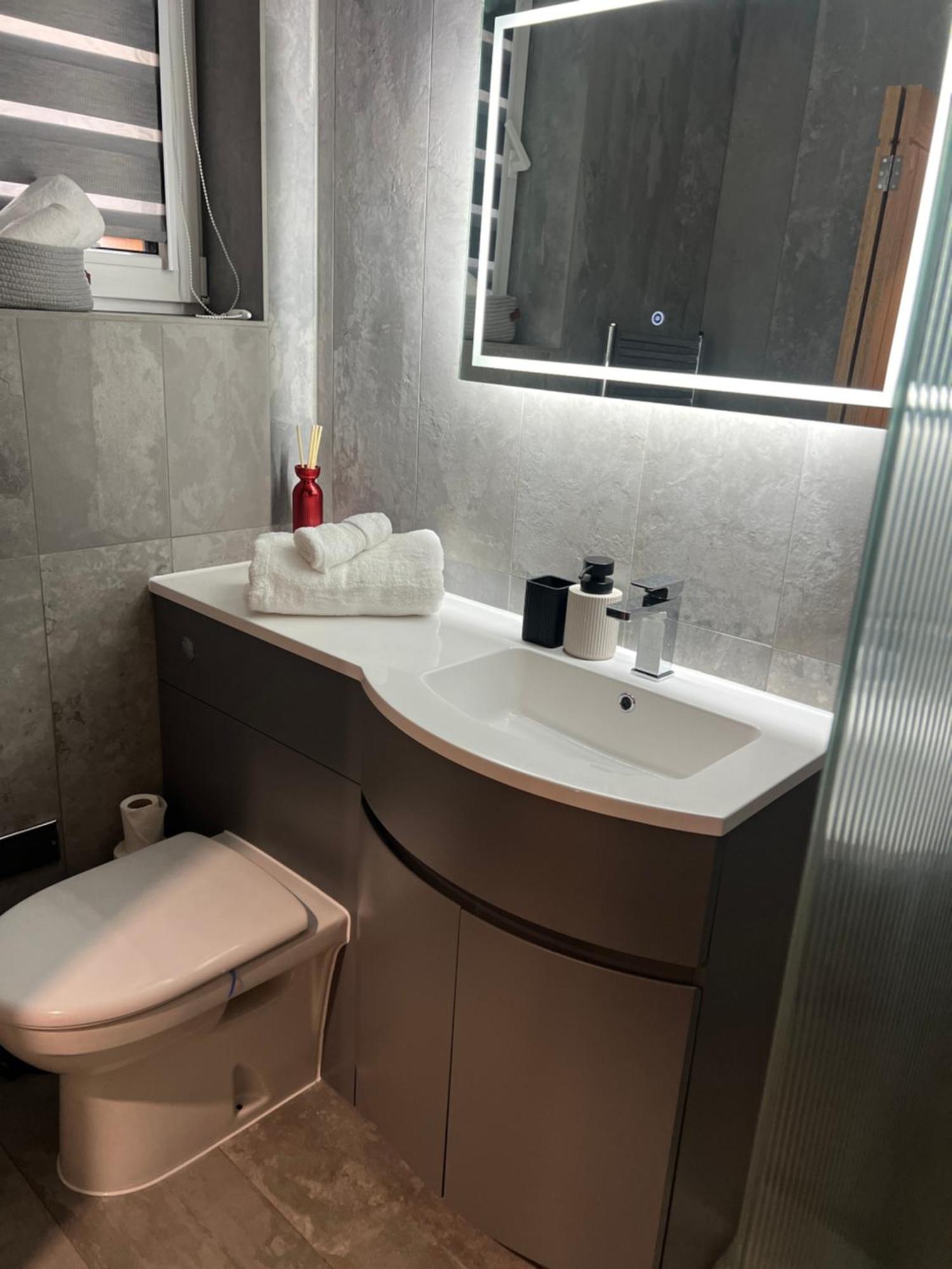 New Built Cosy Apartment Within Walking Distance Of Churchill Hospital Oxford Exterior foto
